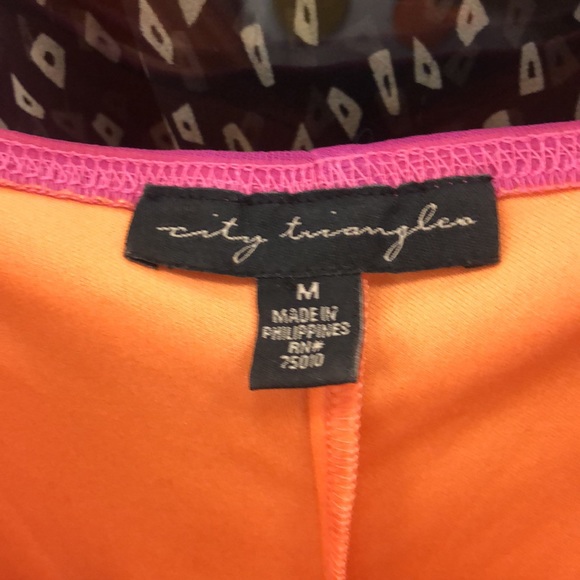 Vintage City Triangles pink dress.  Beaded.  Tie back. Size Medium.   EUC - Picture 4 of 4